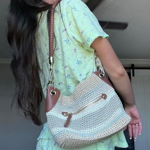 The Sak cream crochet small shoulder bag 🌟